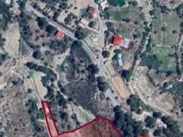 KARAYAKUP'TA  BOŞ TARLA 