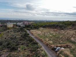 PINARBAŞI'NDA MUHTEŞEM DENİZ MANZARALI BOŞ TARLA