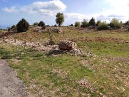 SIRAÇ'TA  SATILIK  TARLA